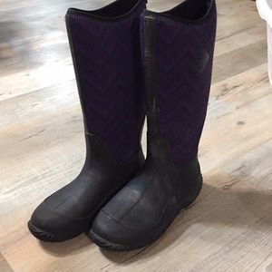 Tall muck boots